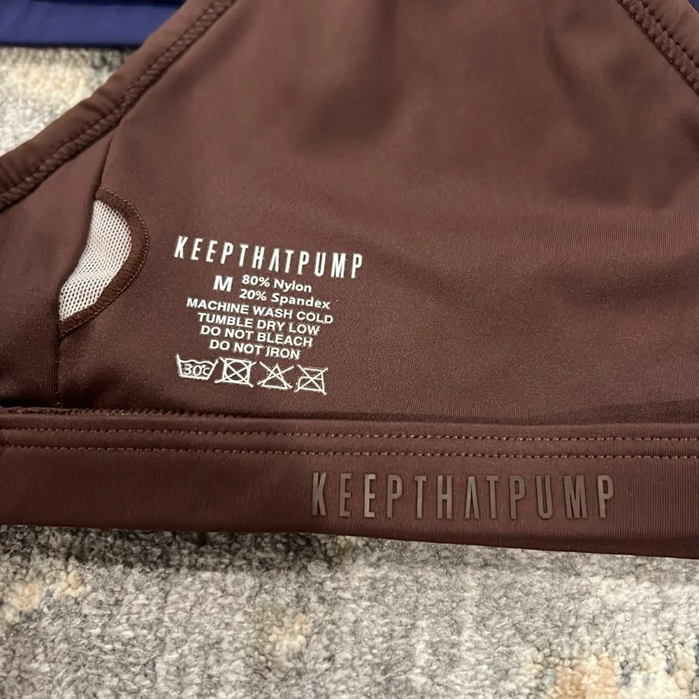 Keep That Pump sports bras - Picture 4 of 8